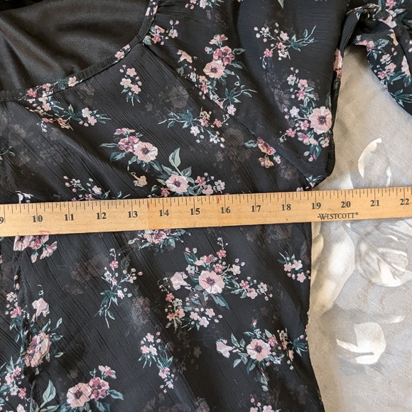 Woman's Midi Dress - Picture 8 of 11